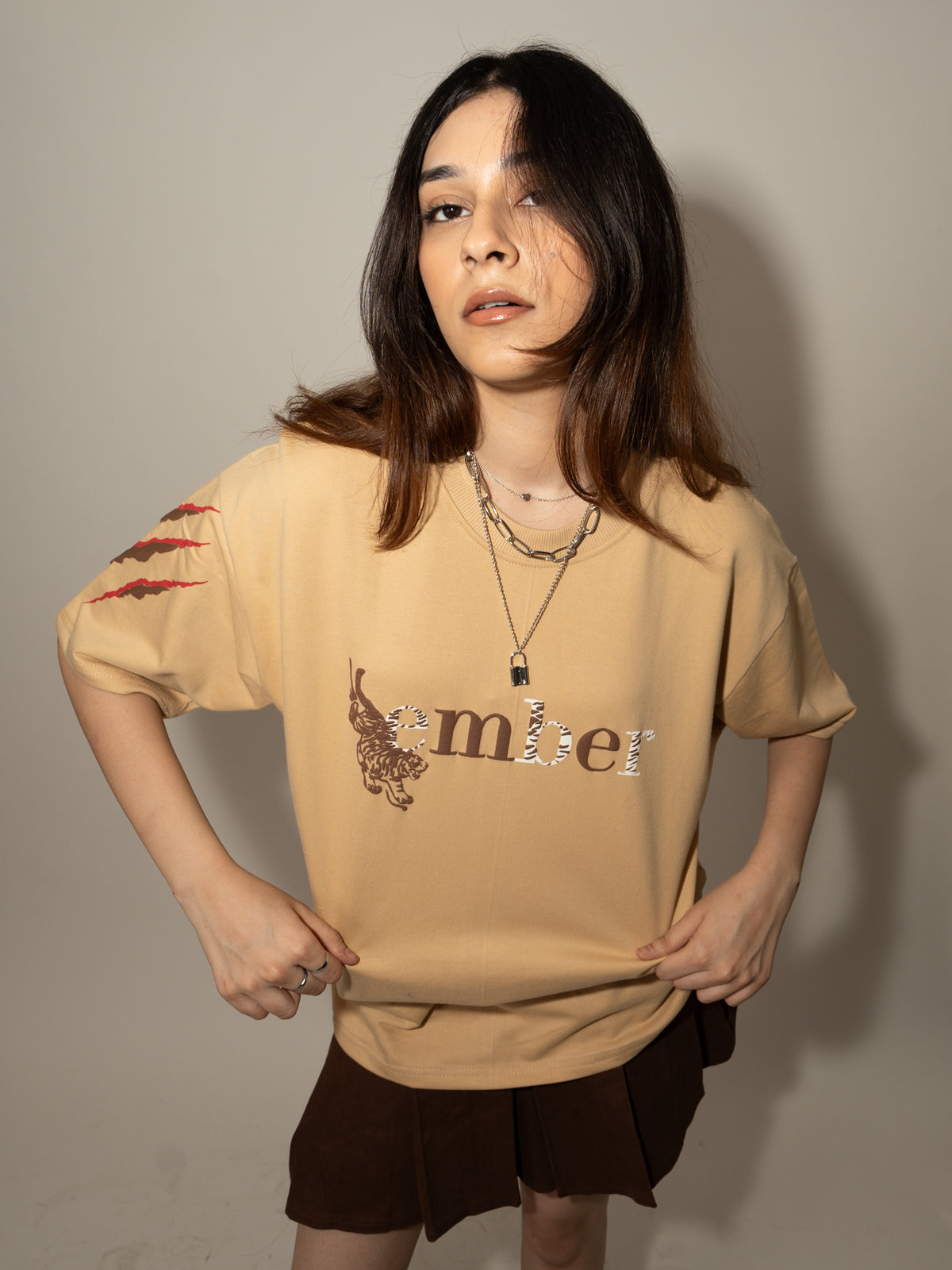 Jungle Fury — Oversized Unisex Tiger Clash T-Shirt